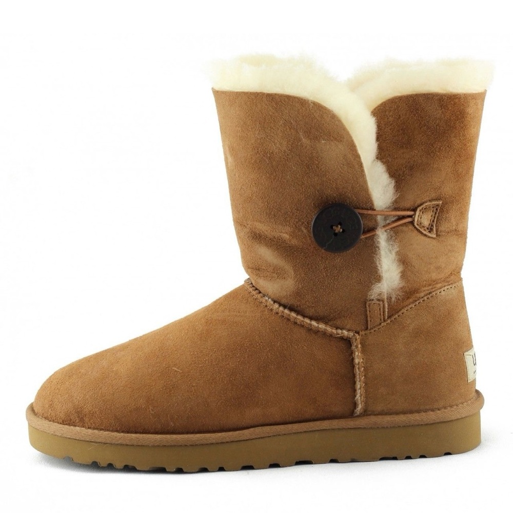 UGG Bailey Button 5803 Boots Chestnut - 8
